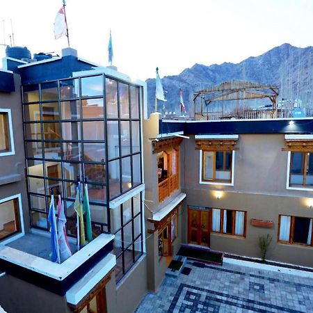 Tih Hotel Jorchung Leh Zewnętrze zdjęcie