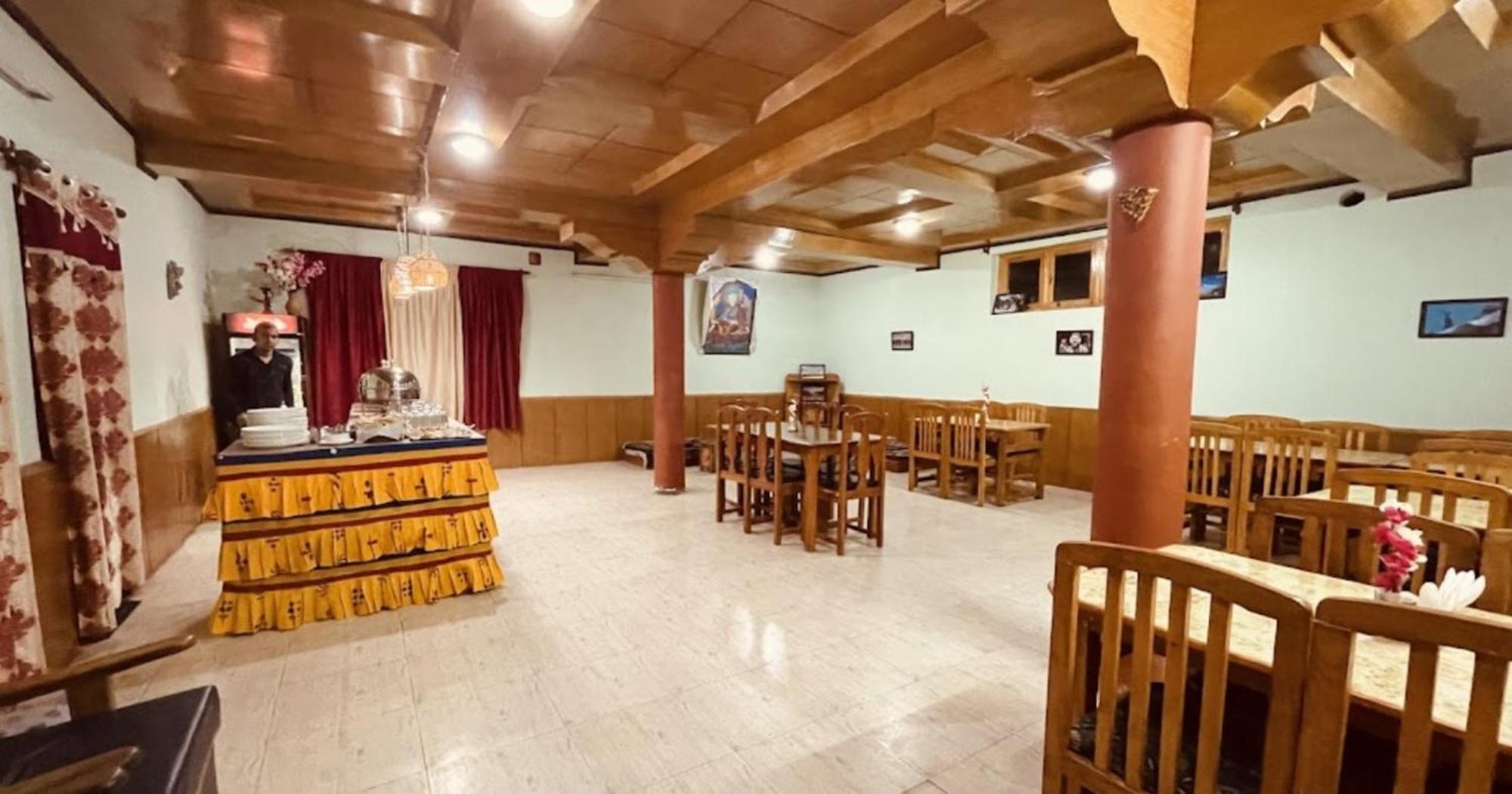 Tih Hotel Jorchung Leh Zewnętrze zdjęcie