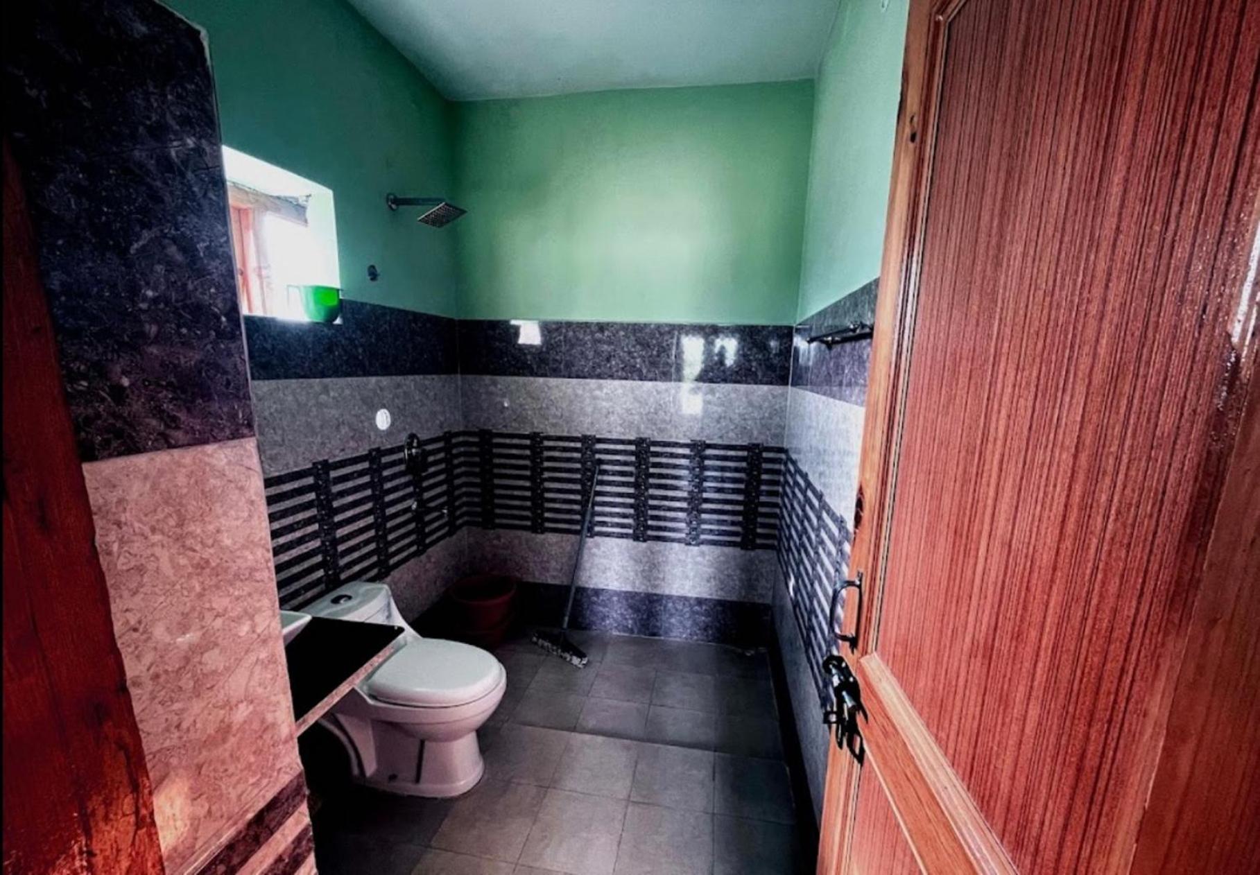 Tih Hotel Jorchung Leh Zewnętrze zdjęcie