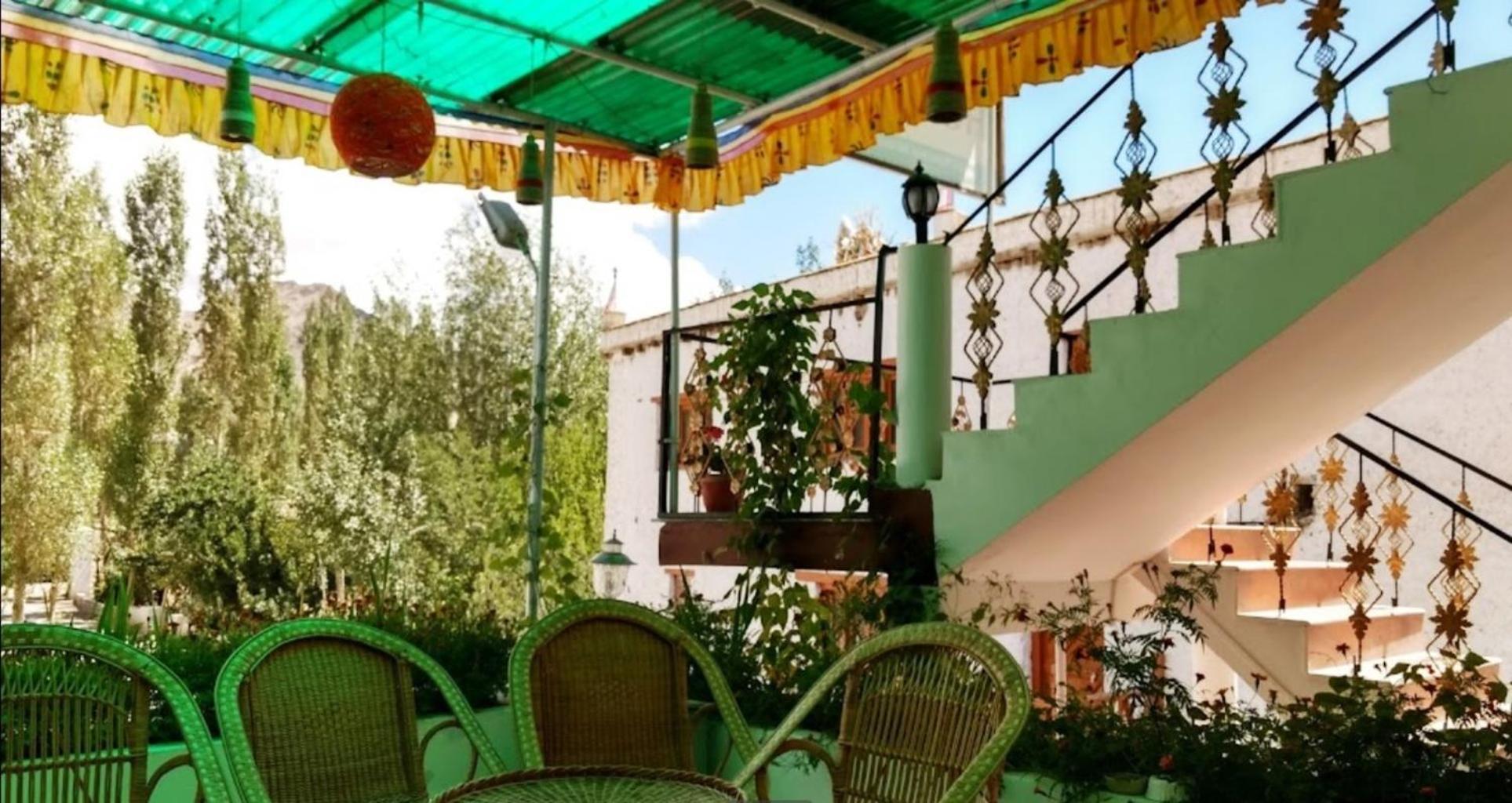 Tih Hotel Jorchung Leh Zewnętrze zdjęcie